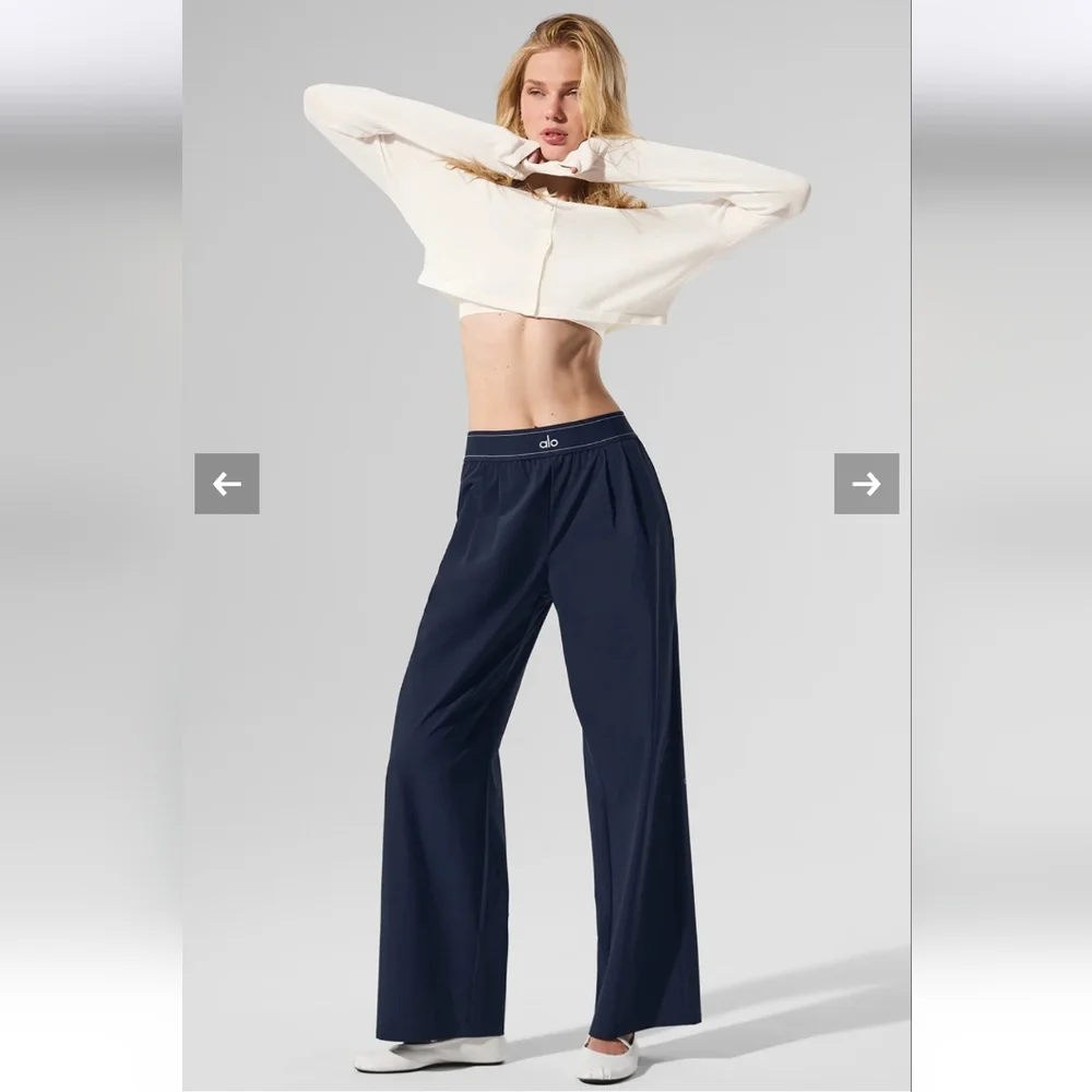 BNWT !!! alo yoga Suit Up Trouser In Black size XS Regular - Picture 2 of 13